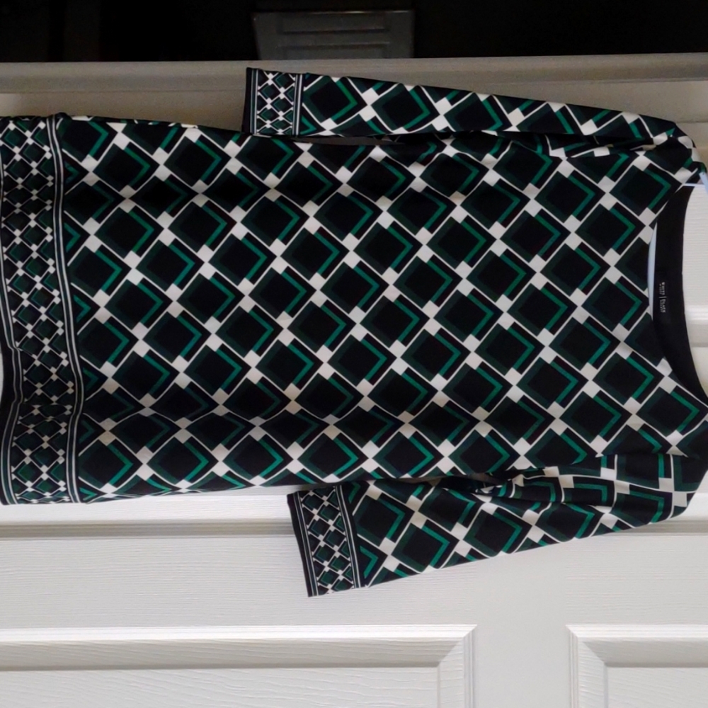 Green and black tunic